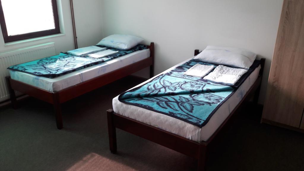 Mico Np Guest House โนวีปาซาร์ ภายนอก รูปภาพ