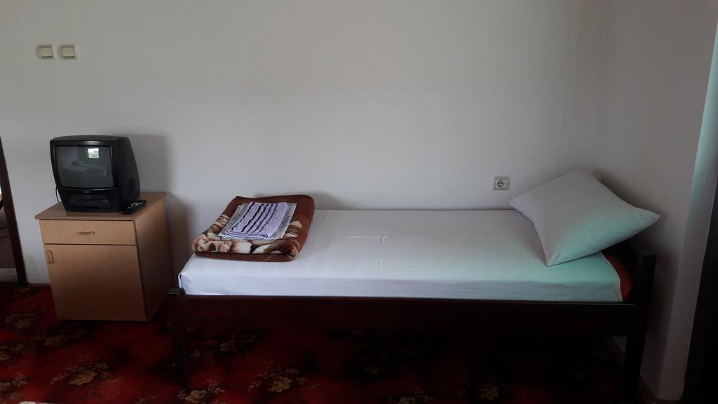 Mico Np Guest House โนวีปาซาร์ ภายนอก รูปภาพ